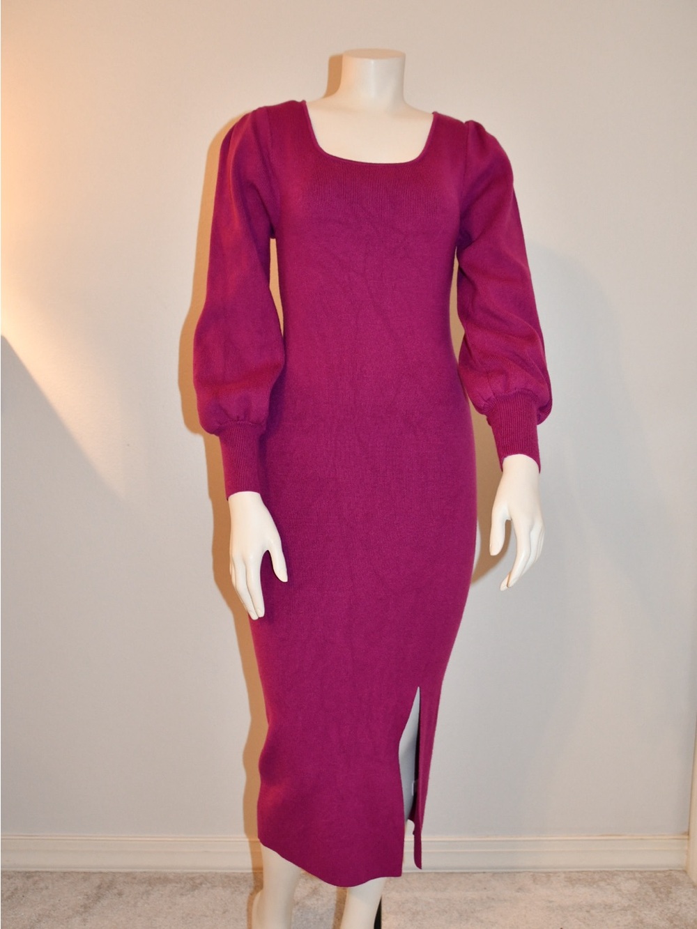 Skies Are Blue Magenta Puff-Sleeve Knit Midi Dress small